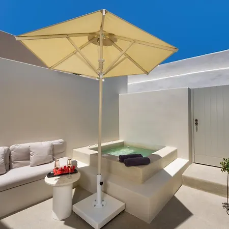 Coconut Hotel Karterados (Santorini)